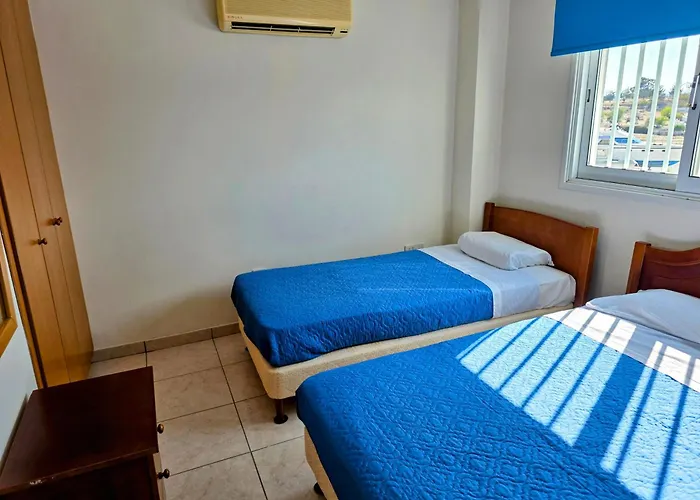 Niki's Coastal Escape Lárnaka