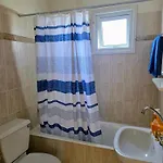 Niki's Coastal Escape Apartmán *
