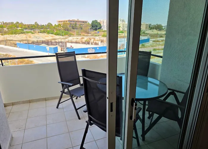 Appartement Niki's Coastal Escape *