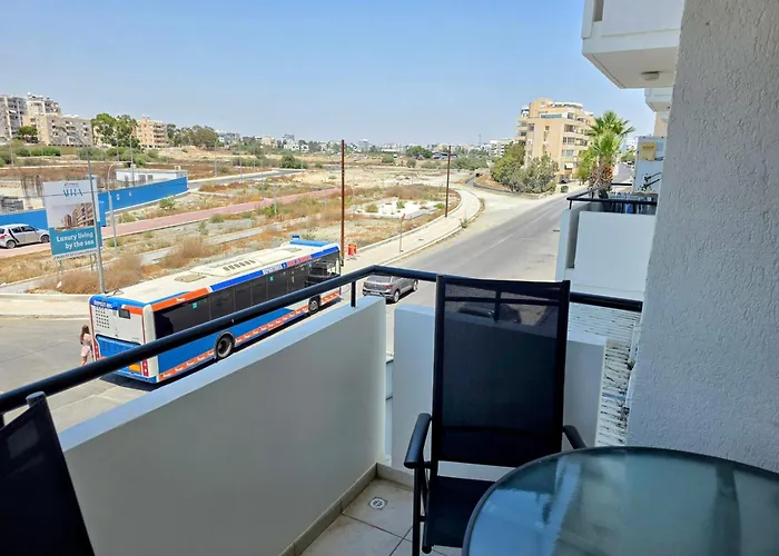 Niki's Coastal Escape * Larnaca