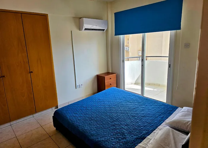 Lägenhet Niki's Coastal Escape *